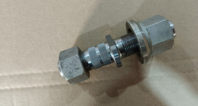 3103051-4EB1
